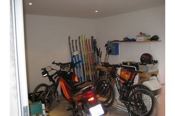 Suiza Chata Luzein, Exterior